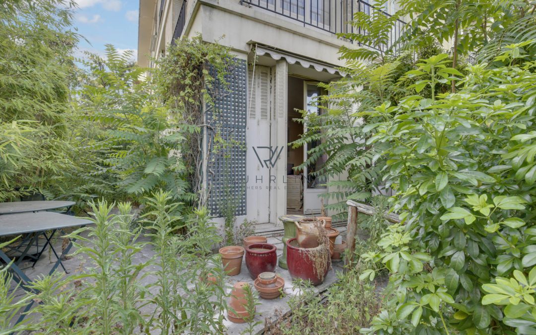 67m2 + 115m2 de jardin rue du Bois de Boulogne Neuilly Saint-James